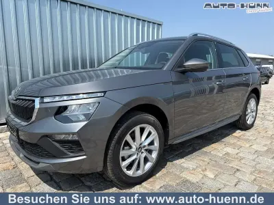 Neu Skoda Kamiq Premium Edition 150 PS (110 kW) 2025 Graphitgrau metallic SUV