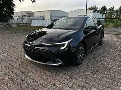 Gebraucht Toyota Corolla 196 PS (144 kW) 2023 Schwarz Kombi