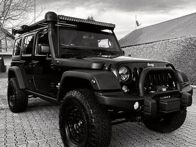 Schwarz Gebraucht 2015 Jeep Wrangler Unlimited Rubicon SUV | 35.000 € (Teuer)