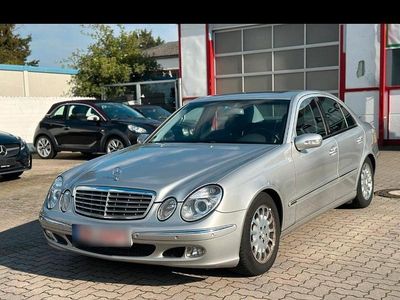 Gebraucht Mercedes E320 224 PS (164 kW) 2003 Silber Limousine