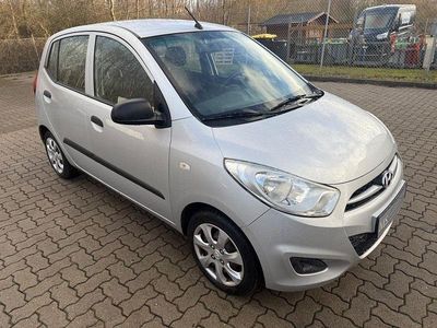 Grau Gebraucht 2011 Hyundai i10 Kleinwagen | 3.900 € (Fairer Preis)