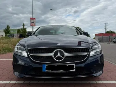 Gebraucht Mercedes CLS250 204 PS (150 kW) 2015 Blau Limousine