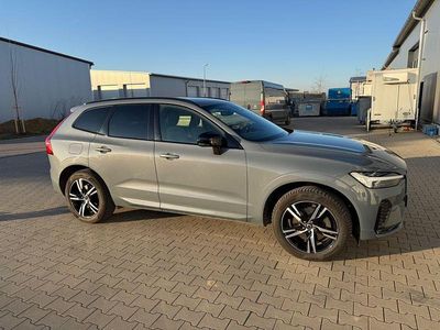 Gebraucht Volvo XC60 R-Design 197 PS (144 kW) 2022 Grau SUV