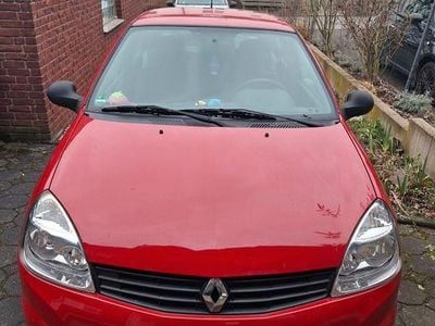 Second-hand Renault Clio II Authentique 75 CP (55 kW) 2011 Roșu Berlinǎ