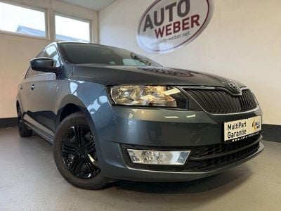Grau Gebraucht 2015 Skoda Rapid Drive Limousine | 8.890 €