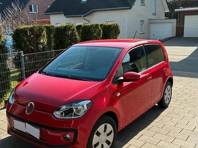 Second-hand VW up! 60 CP (44 kW) 2015 Roșu Hatchback
