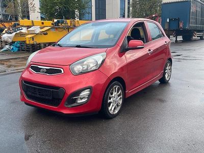 Usado Kia Picanto 85 HP (62 kW) 2012 Vermelho Citadino