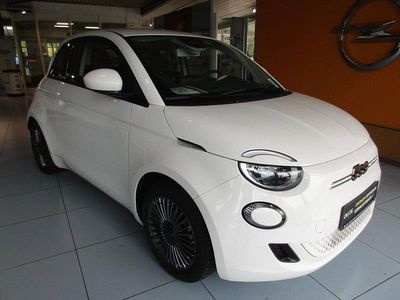Usata Fiat 500e Icon 86 kW (118 CV) 2022 Bianco Utilitaria