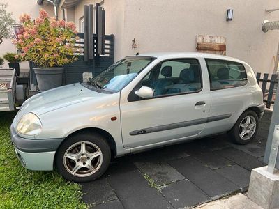 Renault Clio II