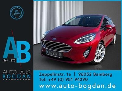 Gebraucht Ford Fiesta Titanium 101 PS (74 kW) 2018 Ruby rot (metallic) Kleinwagen