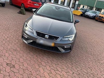 Używany Seat Leon FR 184 KM (135 kW) 2017 Szary Kombi
