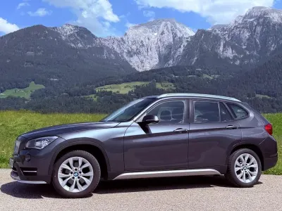 Gebraucht BMW X1 xLine 184 PS (135 kW) 2015 Grau SUV