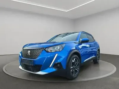 Gebraucht Peugeot 2008 Allure 131 PS (96 kW) 2020 Blau metallic perlmutt SUV