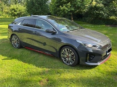 Kia ProCeed GT