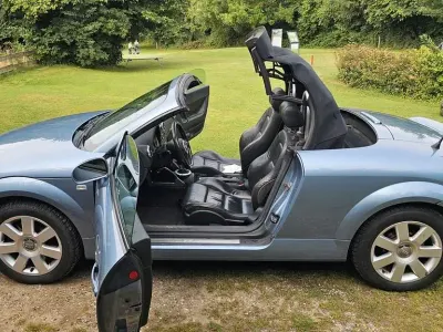 Gebraucht Audi TT Roadster Sport 150 PS (110 kW) 2004 Blau Cabrio