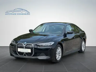 Gebraucht BMW i4 Sport Line 250 kW (340 PS) 2023 Schwarz Limousine