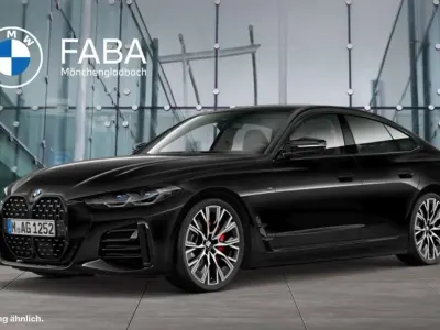 Gebraucht BMW 440 M Sport 374 PS (275 kW) 2023 Saphirschwarz Coupé