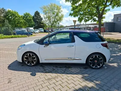 Gebraucht Citroën DS3 Sport Chic 114 PS (83 kW) 2013 Weiß Limousine
