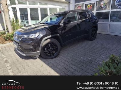 Gebraucht Jeep Compass Limited 131 PS (96 kW) 2022 Schwarz (black clear coat) SUV
