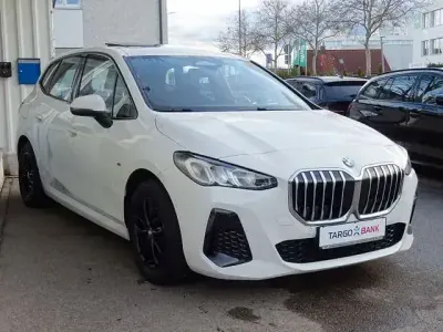 Gebraucht BMW 218 M Sport 150 PS (110 kW) 2022 Weiß Van / Kleinbus