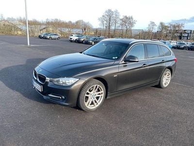 Gebraucht BMW 320 Sport Line 190 PS (139 kW) 2015 Grau Kombi