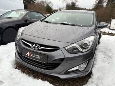 Silber Gebraucht 2011 Hyundai i40 Style Kombi | 6.690 € (Fairer Preis)