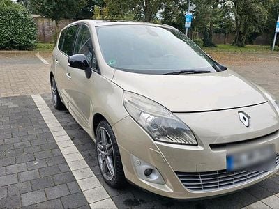 Occasion Renault Scénic III 140 PK (102 kW) 2011 Goud MPV