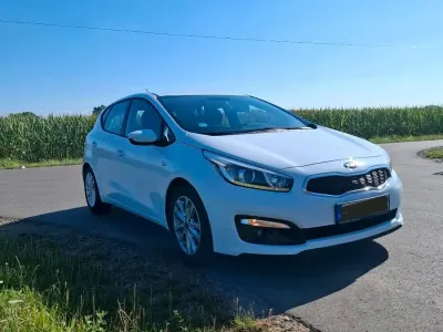 Gebraucht Kia Ceed 102 PS (75 kW) 2017 Weiß Kleinwagen
