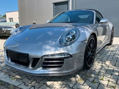 Porsche 911 Carrera GTS