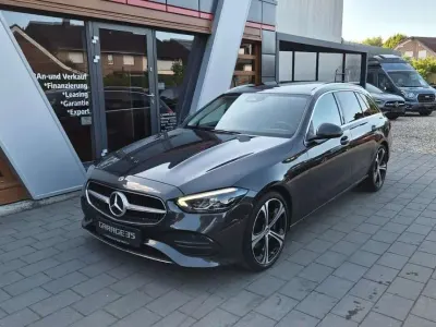 Gebraucht Mercedes C200 Avantgarde 163 PS (119 kW) 2023 Graphitgrau Kombi