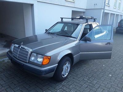 gebraucht Mercedes E200 