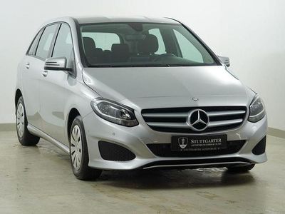Gebraucht Mercedes B180 109 PS (80 kW) 2015 Silber Van / Kleinbus