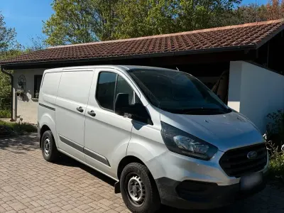 Używany Ford Transit Custom 110 KM (80 kW) 2019 Srebrny Minivan