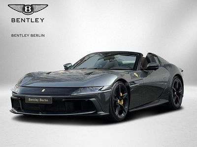 Gebraucht Ferrari 12 Cilindri 825 PS (606 kW) 2025 Grau Cabrio