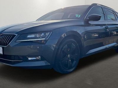 Grau Gebraucht 2015 Skoda Superb Kombi | 13.250 € (Fairer Preis)