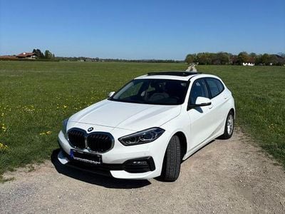 Usata BMW 118 Advantage 150 CV (110 kW) 2020 Bianco Utilitaria