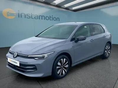 Gebraucht VW Golf VIII 150 PS (110 kW) 2025 Grau Kleinwagen