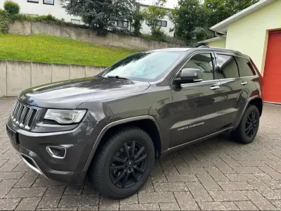 Gebraucht Jeep Grand Cherokee Overland 250 PS (183 kW) 2015 Grau SUV