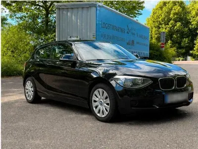 Gebraucht BMW 114 102 PS (75 kW) 2012 Schwarz Kleinwagen