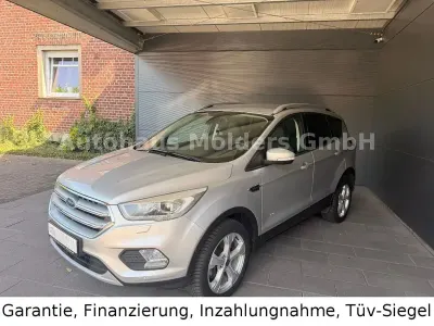 Gebraucht Ford Kuga Titanium 179 PS (131 kW) 2017 Silber SUV