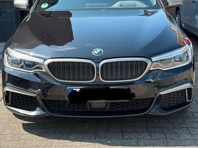 Usado BMW 550 Performance 400 HP (294 kW) 2019 Preto Carrinha