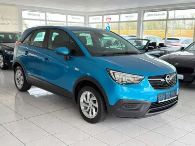 Gebraucht Opel Crossland X 110 PS (80 kW) 2018 Arktis blau (m2) SUV