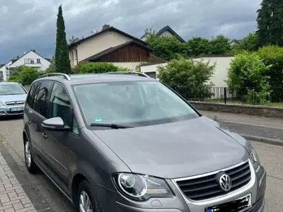 Gebraucht VW Touran Freestyle 140 PS (102 kW) 2009 Grau Van / Kleinbus