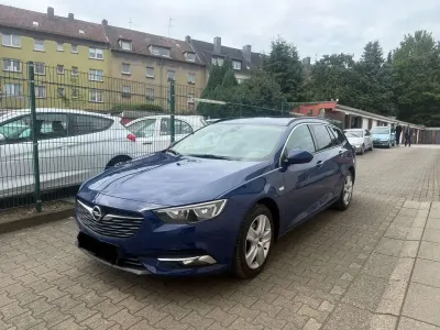 Gebraucht Opel Insignia Business Edition 140 PS (102 kW) 2018 Indigoblau/aegean blue Kombi