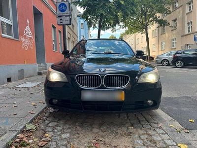 BMW 525