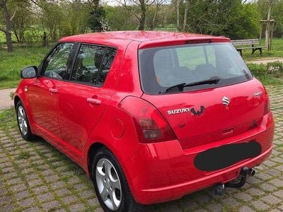 Occasion Suzuki Swift Comfort 92 PK (67 kW) 2006 Rood Hatchback