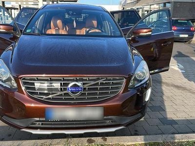 Second-hand Volvo XC60 215 CP (158 kW) 2014 Maro SUV