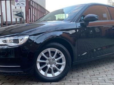 gebraucht Audi A3 attraction 2HD SHZ PDC Euro6 Nav Tüv Garantie