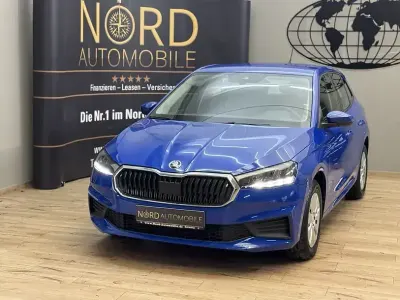 Używany Skoda Fabia Active 65 KM (47 kW) 2022 Niebieski Hatchback