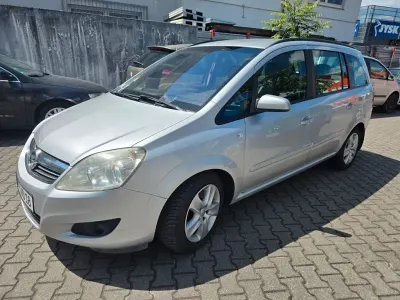 Gebraucht Opel Zafira Family 116 PS (85 kW) 2008 Silber Van / Kleinbus
